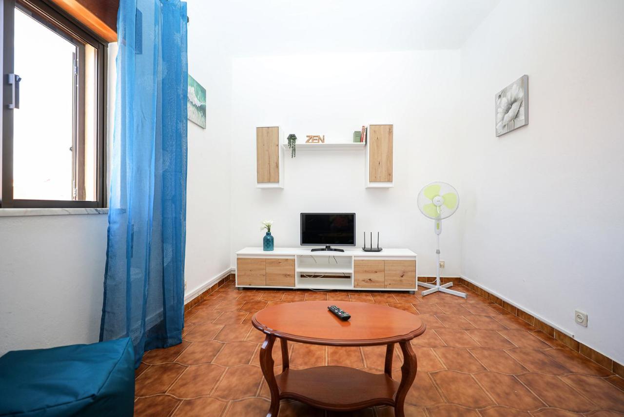 B91 - Bairro Apartment In Лагуш Экстерьер фото